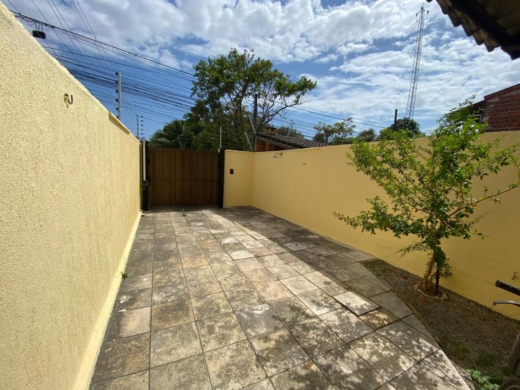 Casa para alugar com 2 quartos, 135m² - Foto 4