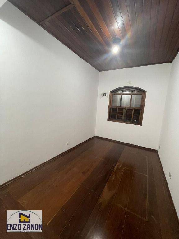 Sobrado à venda com 6 quartos, 328m² - Foto 11