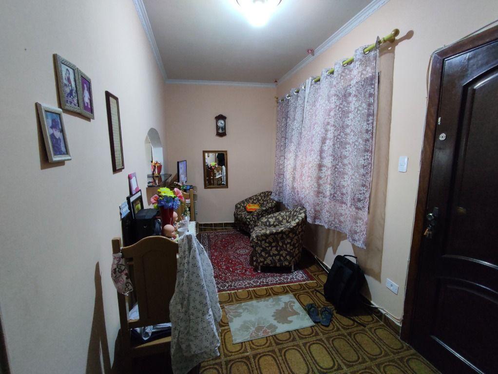 Apartamento à venda com 1 quarto, 40m² - Foto 2