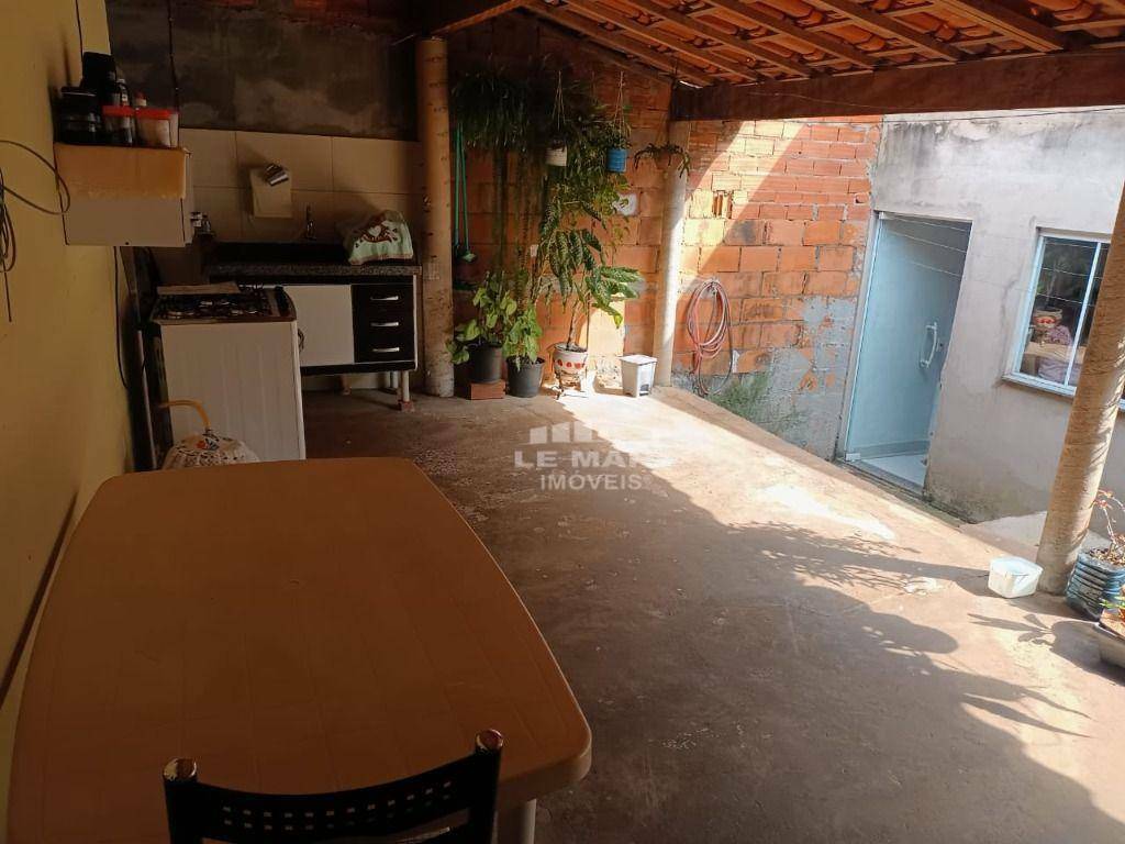 Casa à venda com 5 quartos, 125m² - Foto 16