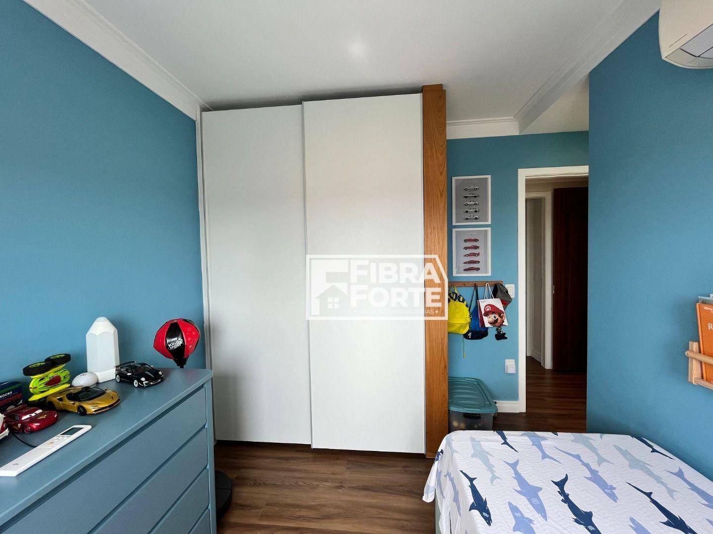 Apartamento à venda com 3 quartos, 137m² - Foto 23