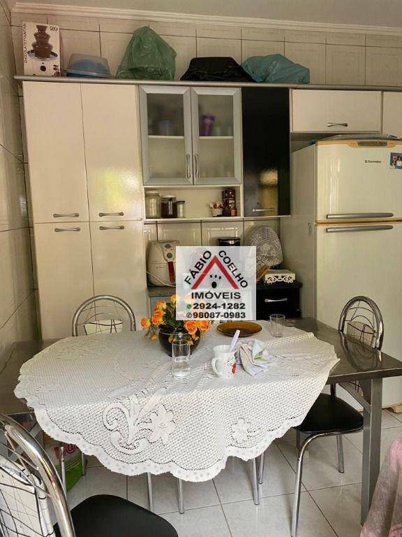 Sobrado à venda com 2 quartos, 250m² - Foto 2