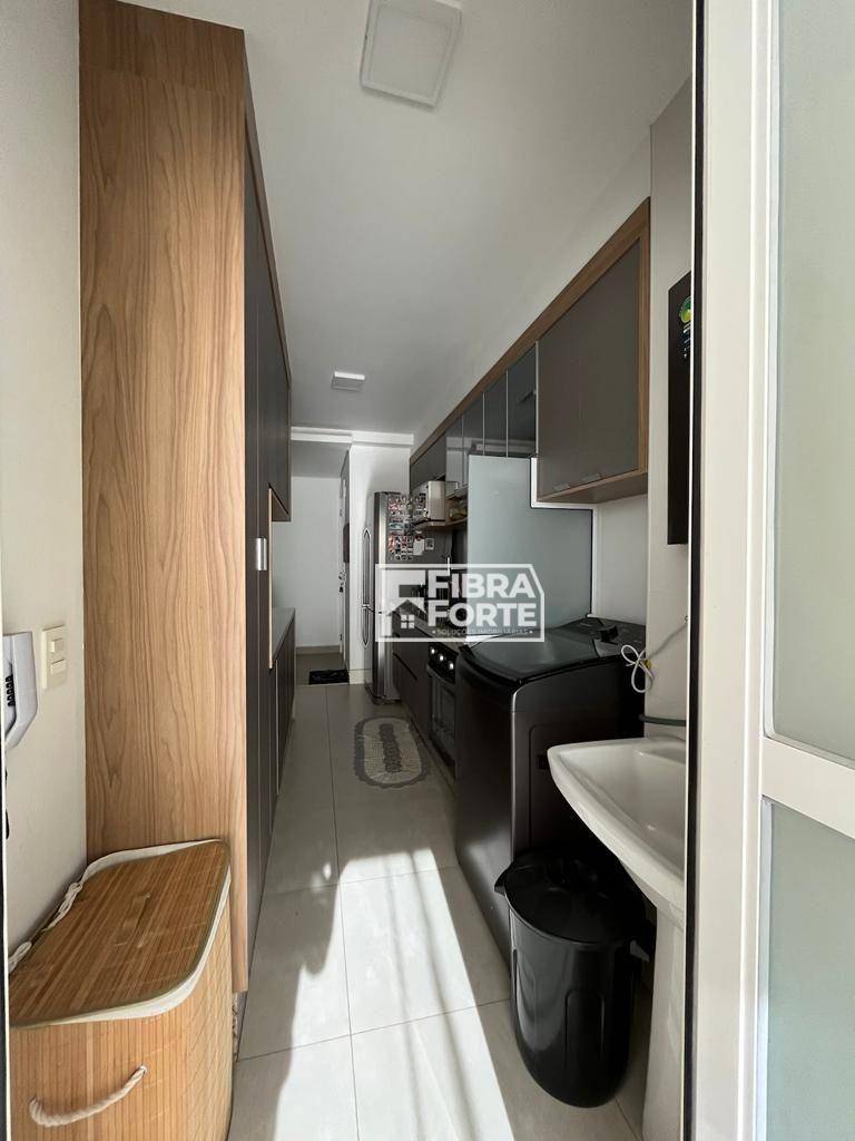 Apartamento à venda com 3 quartos, 83m² - Foto 11