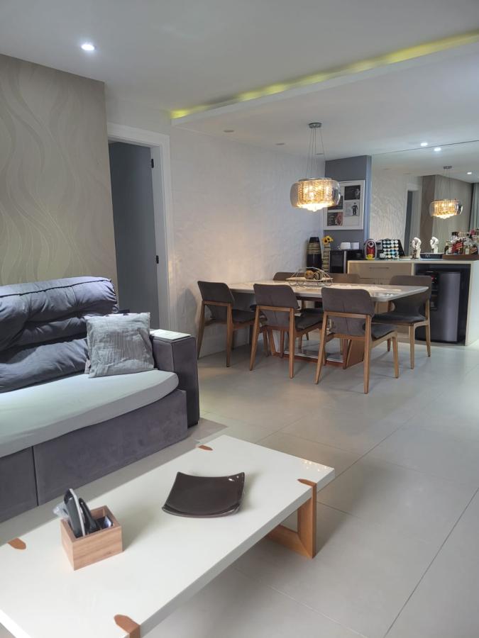 Apartamento à venda com 3 quartos, 107m² - Foto 3