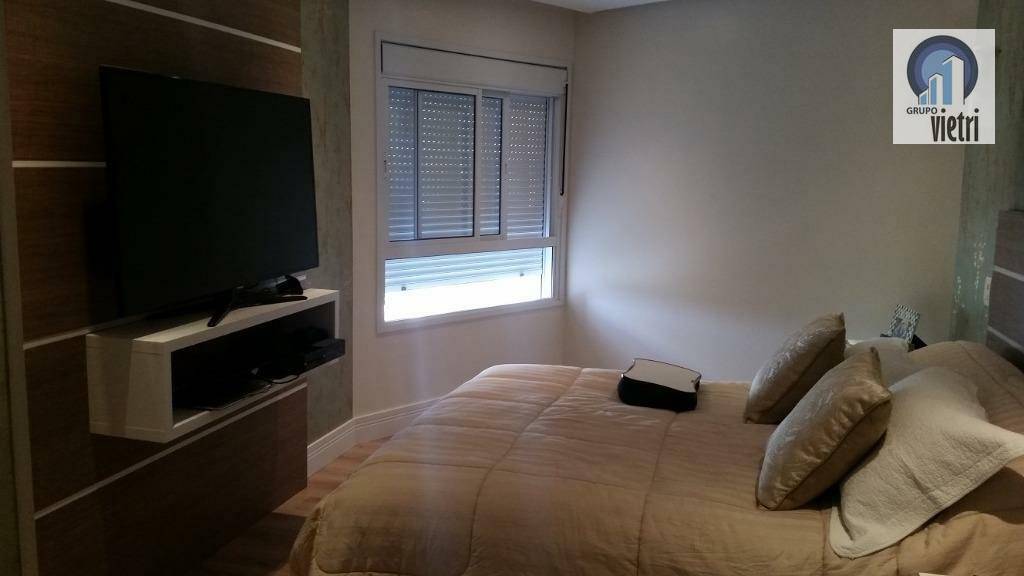 Apartamento à venda com 3 quartos, 196m² - Foto 29