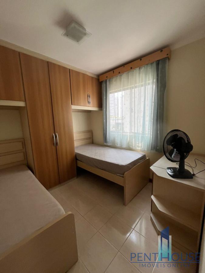 Apartamento à venda com 2 quartos, 81m² - Foto 11