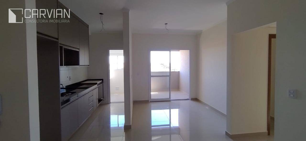 Apartamento à venda com 2 quartos, 82m² - Foto 1