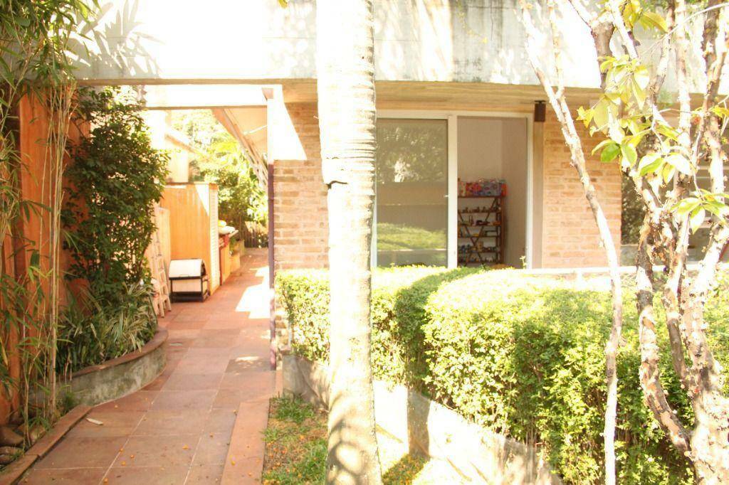 Sobrado à venda com 4 quartos, 540m² - Foto 33
