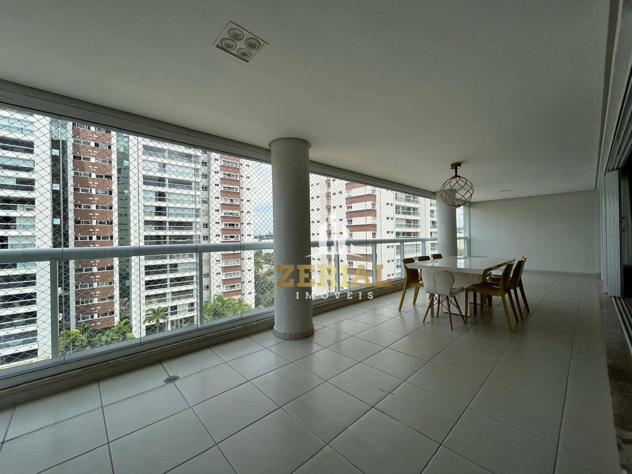 Apartamento para alugar com 3 quartos, 234m² - Foto 4