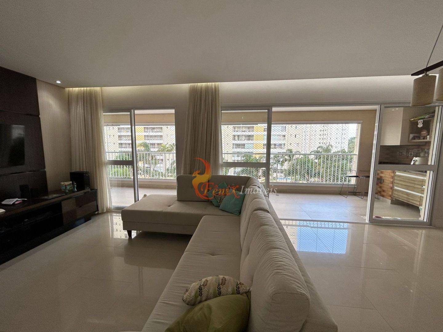 Apartamento à venda com 3 quartos, 156m² - Foto 9