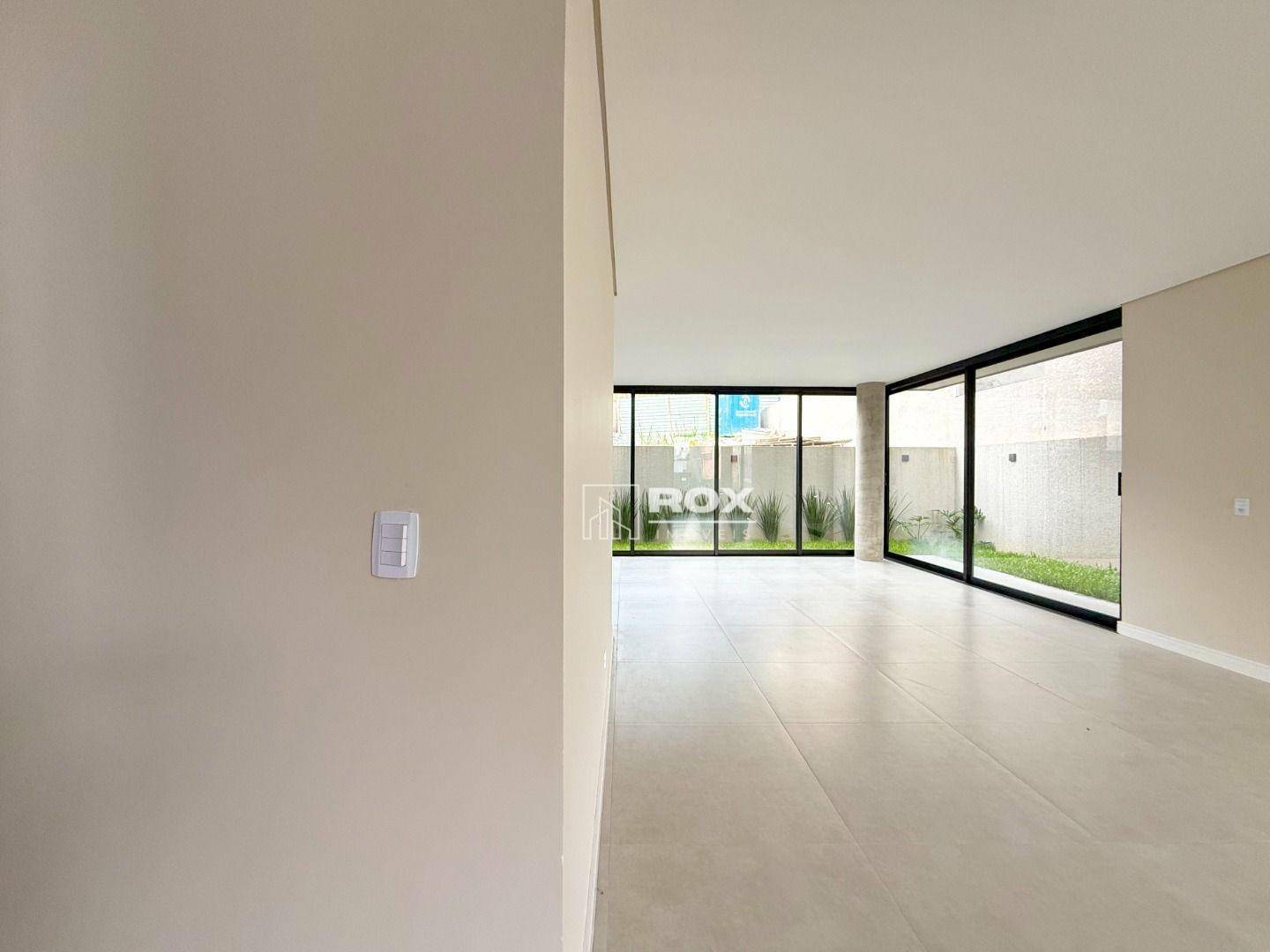 Casa de Condomínio à venda com 3 quartos, 242m² - Foto 8