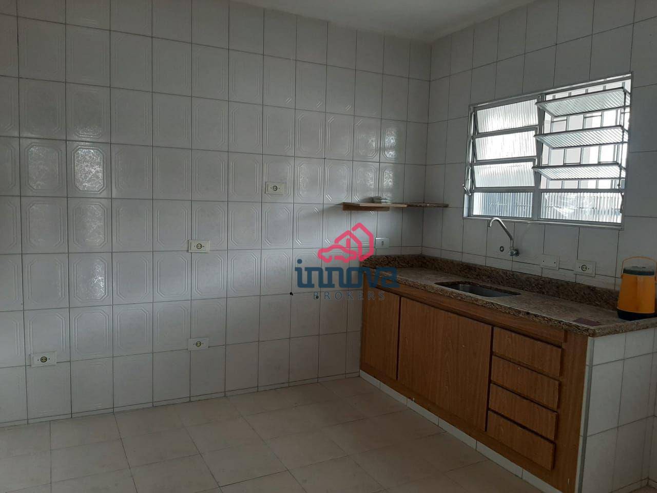 Casa à venda com 2 quartos, 180m² - Foto 10