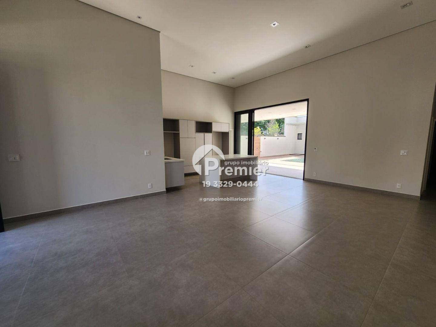 Casa de Condomínio à venda com 3 quartos, 210m² - Foto 6