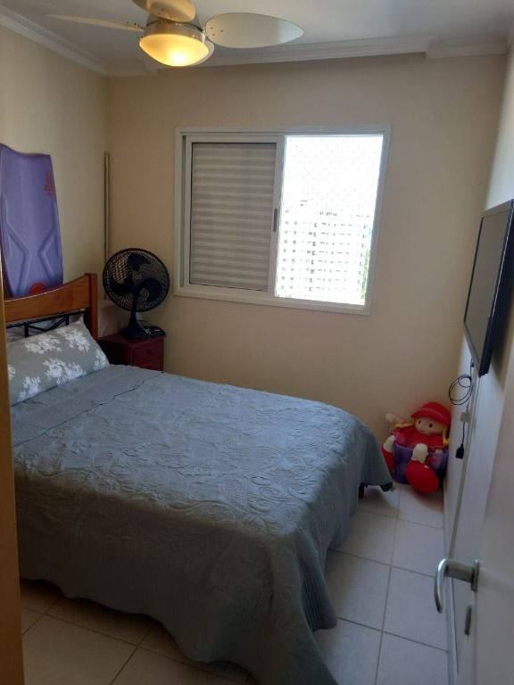 Apartamento à venda com 2 quartos, 78m² - Foto 8