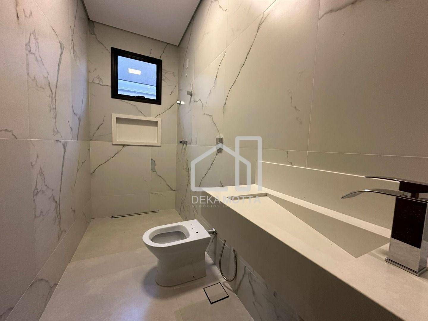 Casa de Condomínio à venda com 3 quartos, 180m² - Foto 2