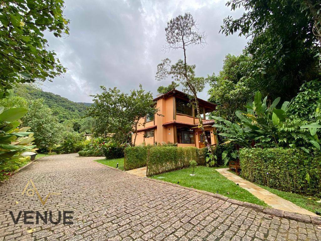 Casa de Condomínio à venda com 4 quartos, 250m² - Foto 3