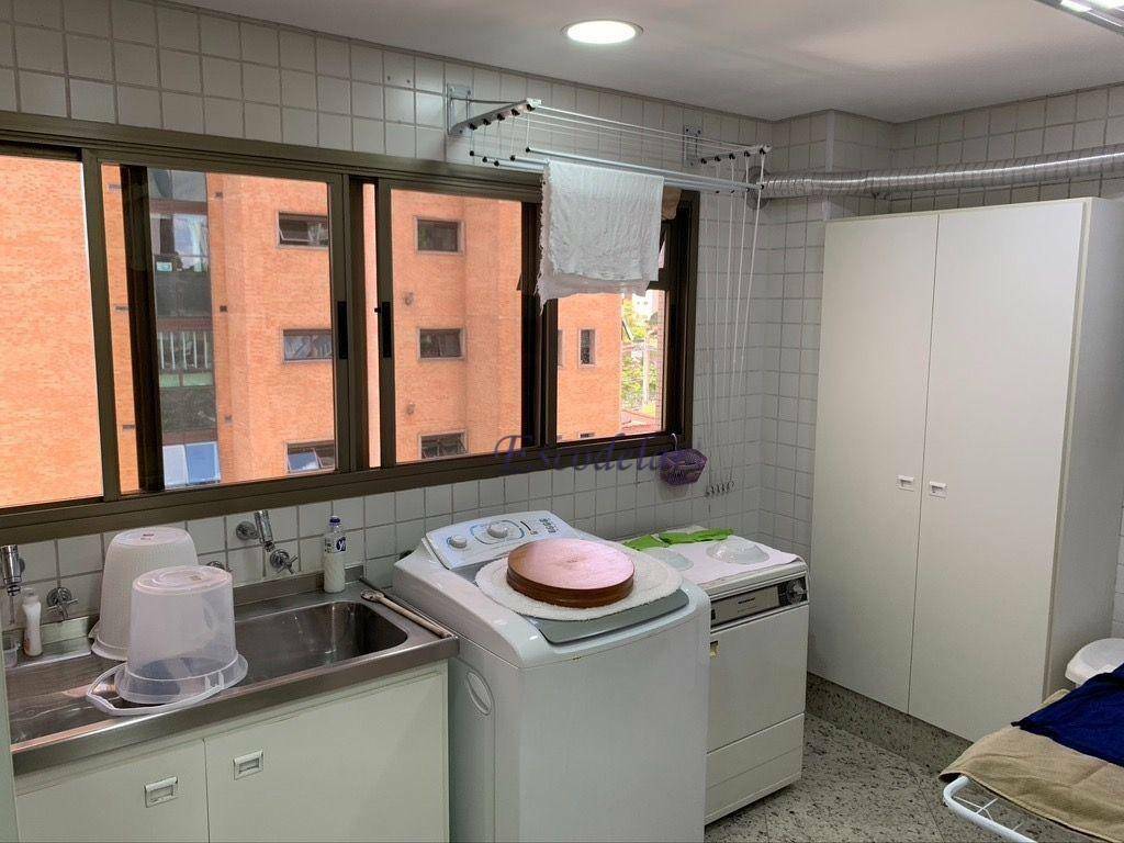 Apartamento à venda com 3 quartos, 302m² - Foto 23