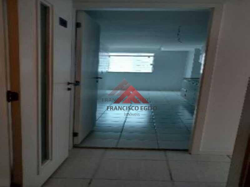 Apartamento à venda com 3 quartos, 110m² - Foto 13