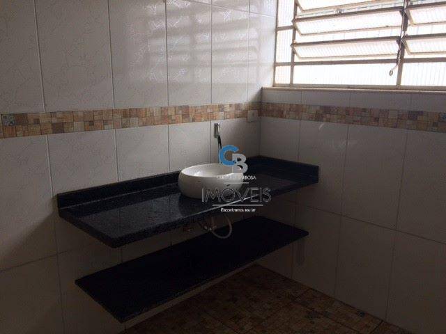 Casa à venda com 3 quartos, 380m² - Foto 5