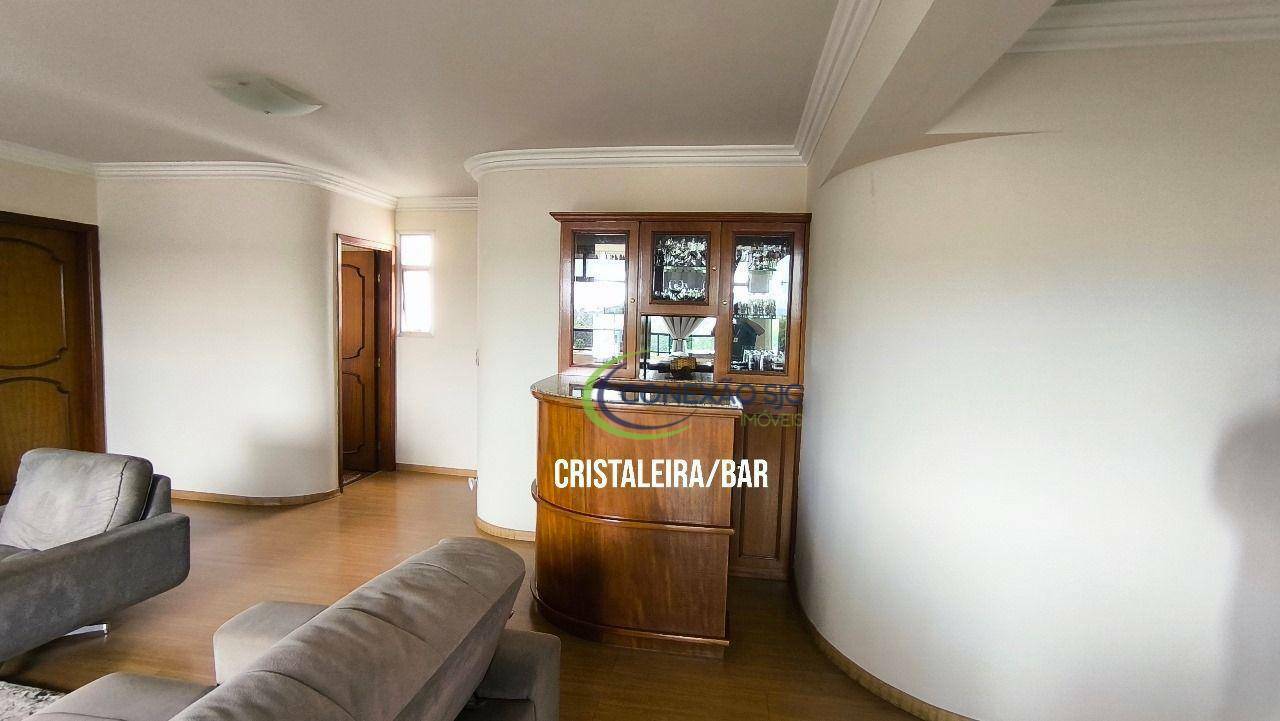 Apartamento à venda com 4 quartos, 217m² - Foto 28