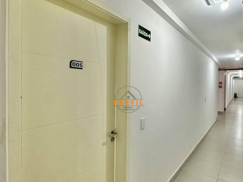 Apartamento à venda com 2 quartos, 43m² - Foto 3