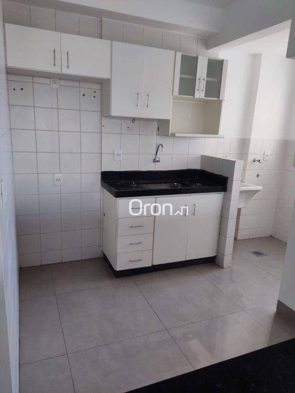 Apartamento à venda com 3 quartos, 78m² - Foto 2