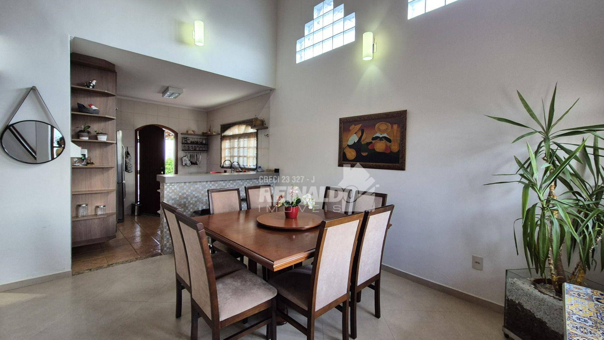 Casa de Condomínio para alugar com 4 quartos, 239m² - Foto 4