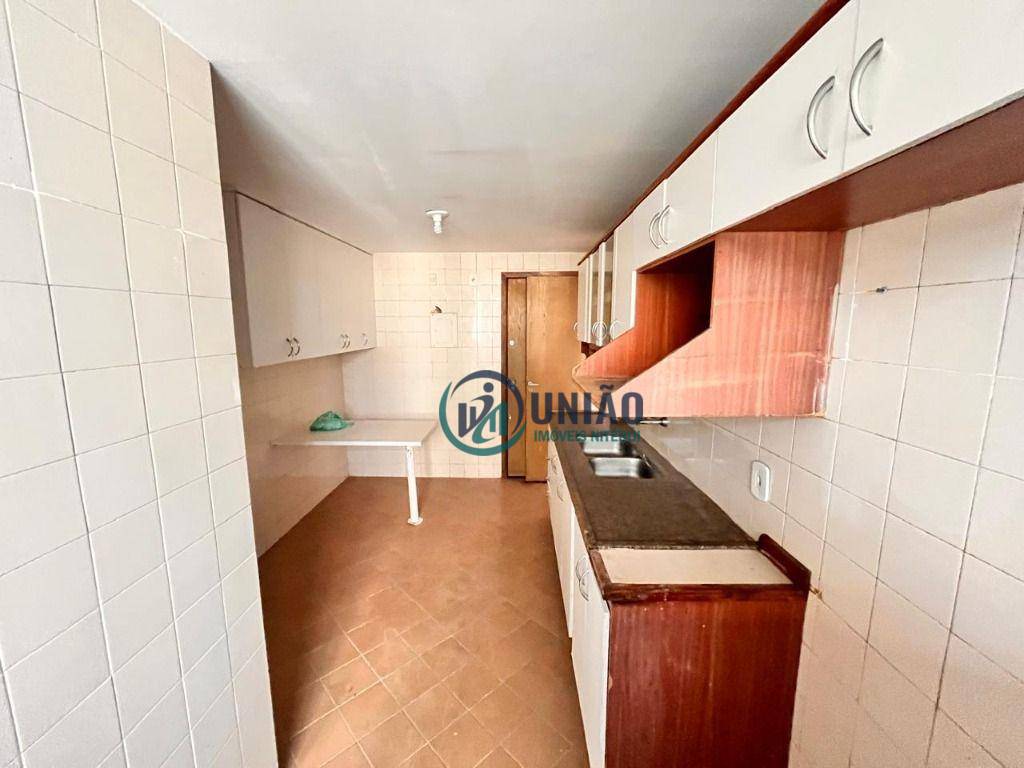 Apartamento à venda com 2 quartos, 80m² - Foto 10