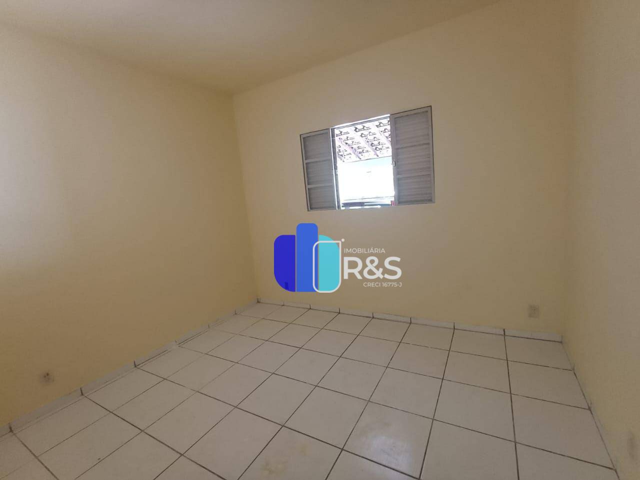 Casa para alugar com 1 quarto, 35m² - Foto 5