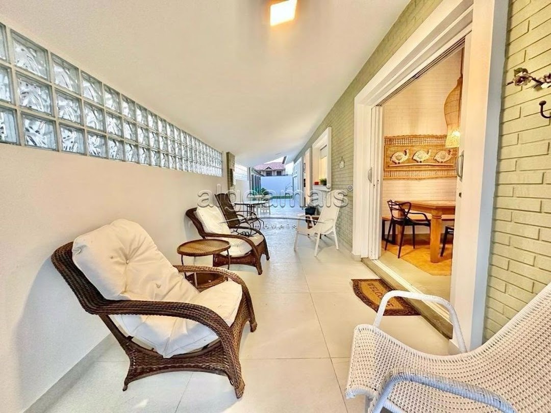 Casa à venda com 3 quartos, 140m² - Foto 9