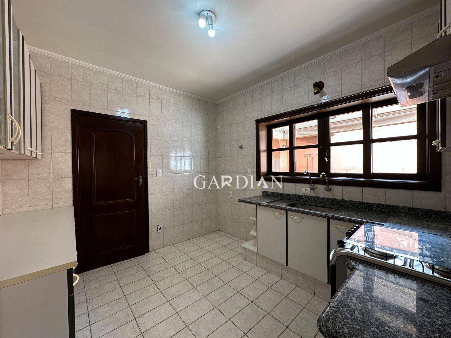 Sobrado à venda com 3 quartos, 277m² - Foto 27