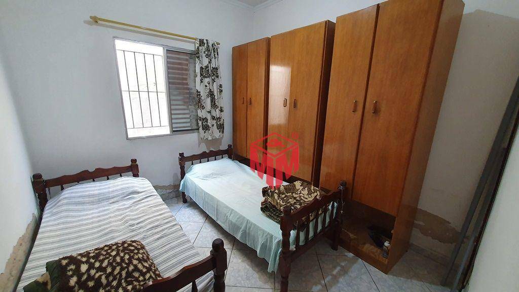 Casa à venda com 4 quartos, 120m² - Foto 13