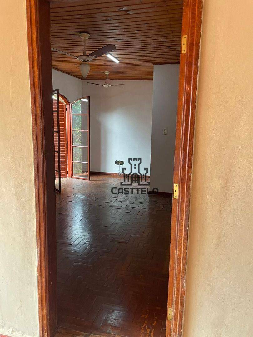 Casa à venda com 3 quartos, 125m² - Foto 3