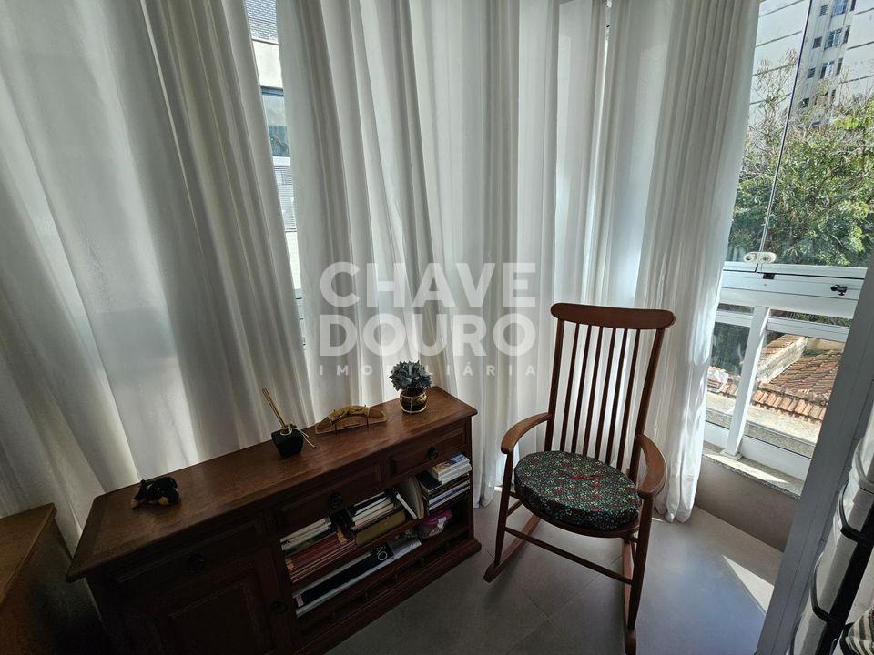 Apartamento à venda com 4 quartos, 150m² - Foto 11