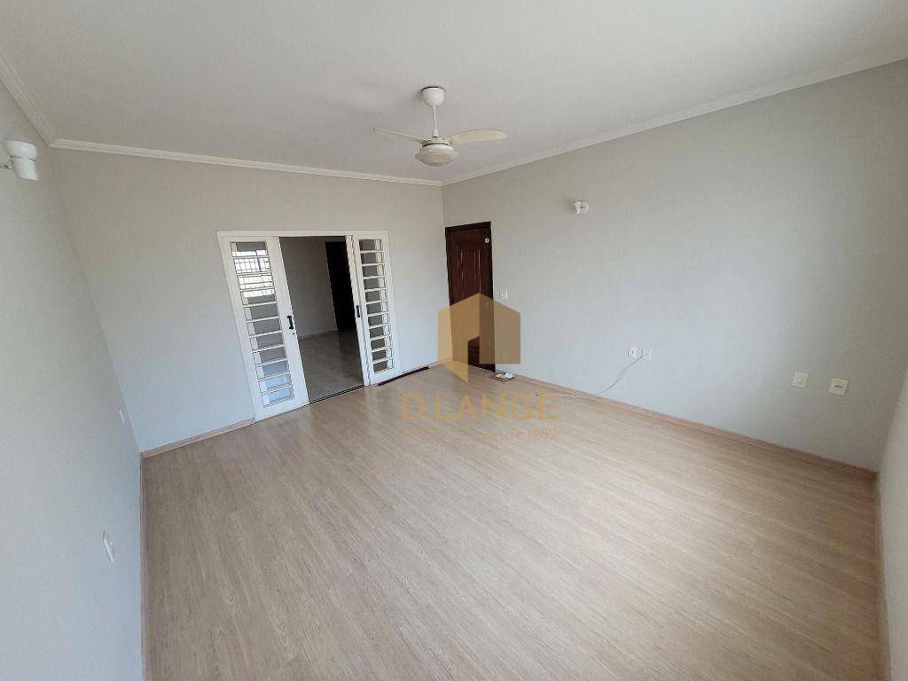 Casa para alugar com 3 quartos, 199m² - Foto 7