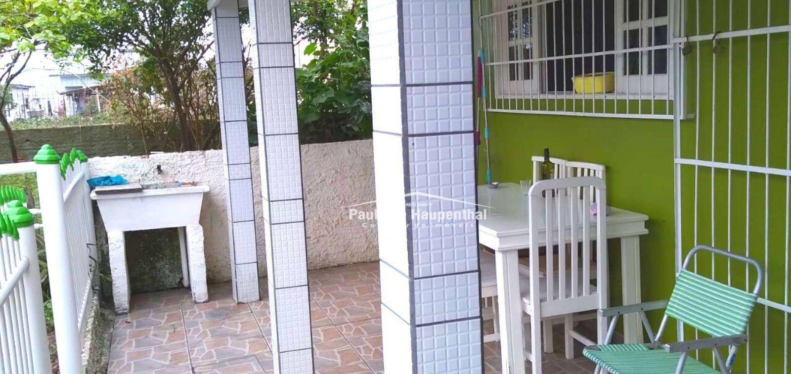 Casa à venda com 4 quartos, 140m² - Foto 3