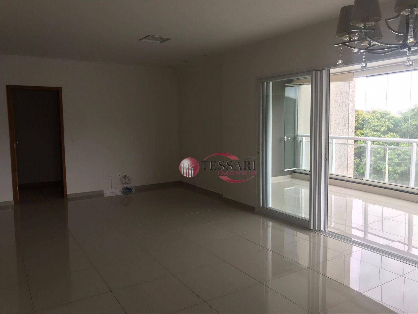 Apartamento à venda com 3 quartos, 160m² - Foto 3