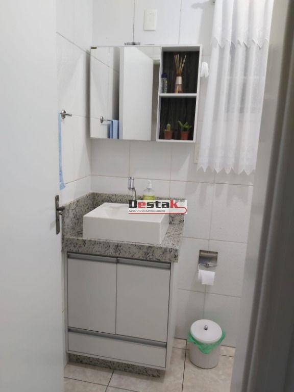 Sobrado à venda com 3 quartos, 207m² - Foto 15