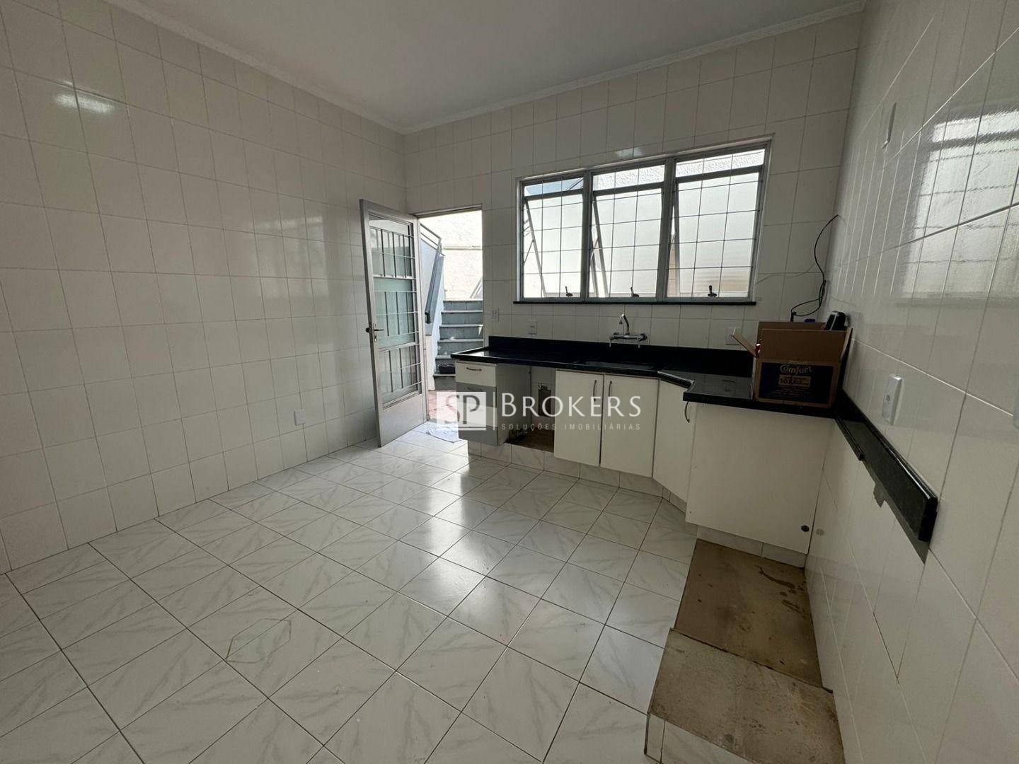 Casa à venda com 3 quartos, 199m² - Foto 25