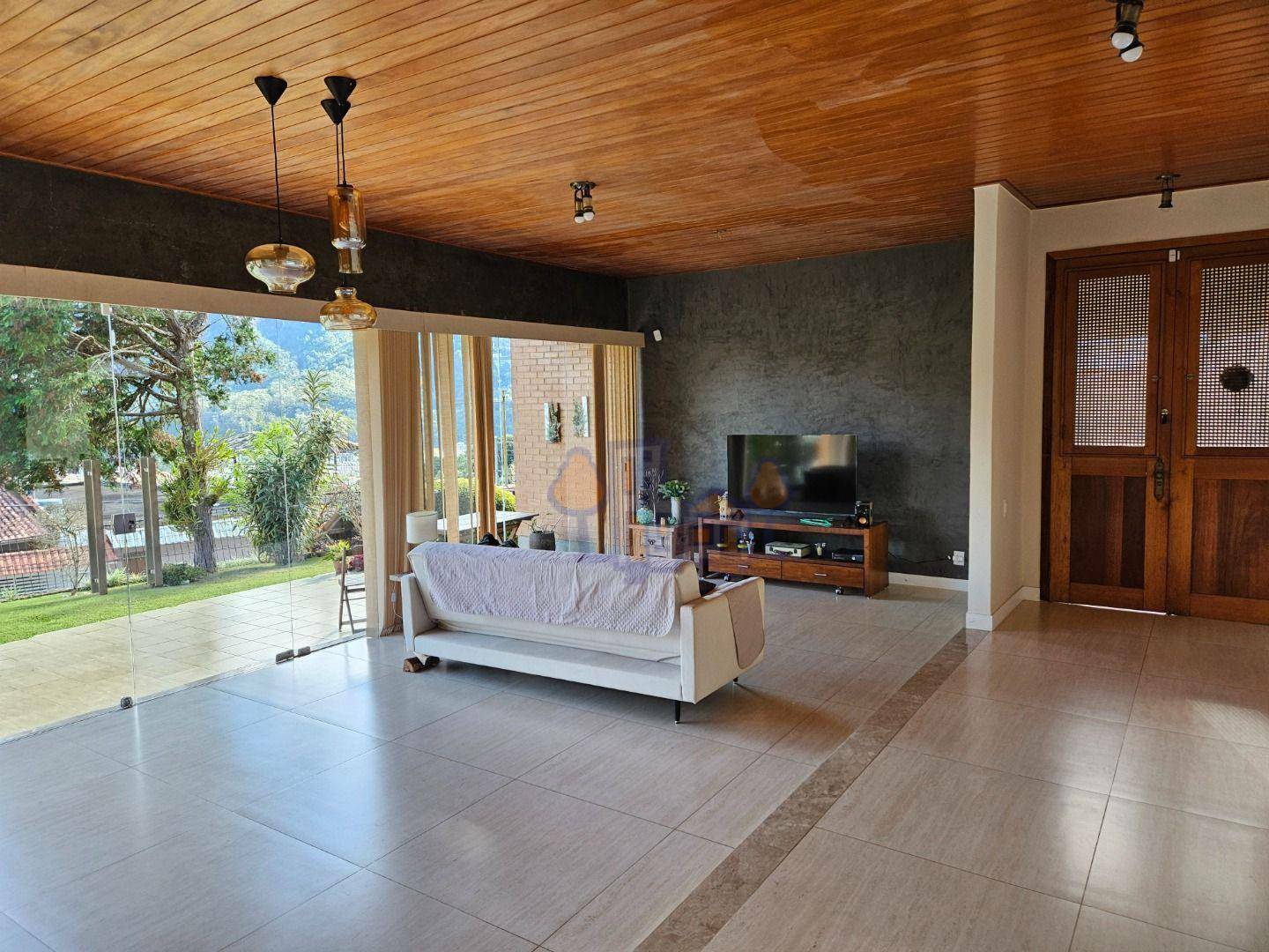 Casa à venda com 4 quartos, 456m² - Foto 8