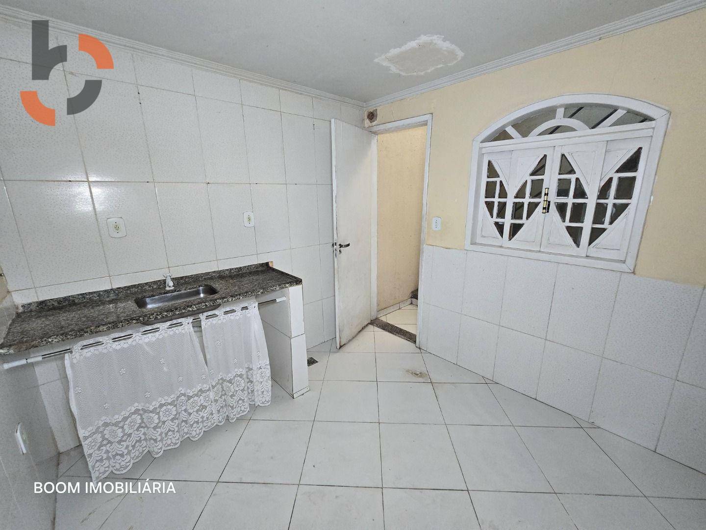 Casa para alugar com 1 quarto, 55m² - Foto 9