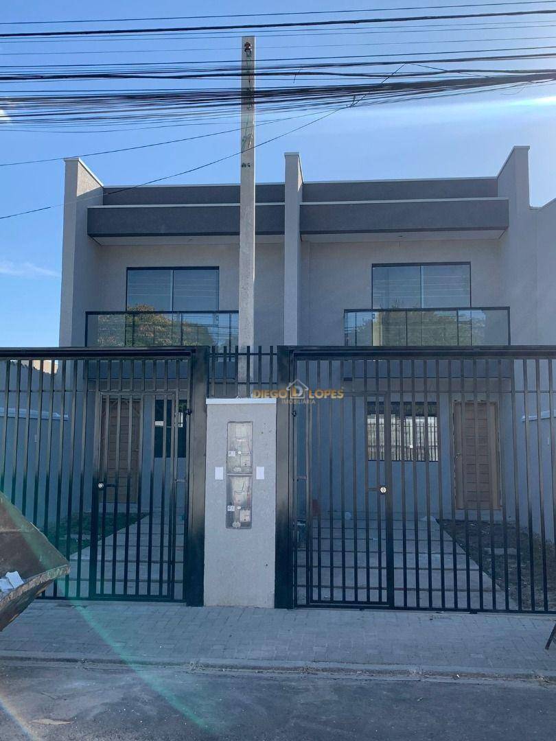 Sobrado à venda com 2 quartos, 64m² - Foto 1