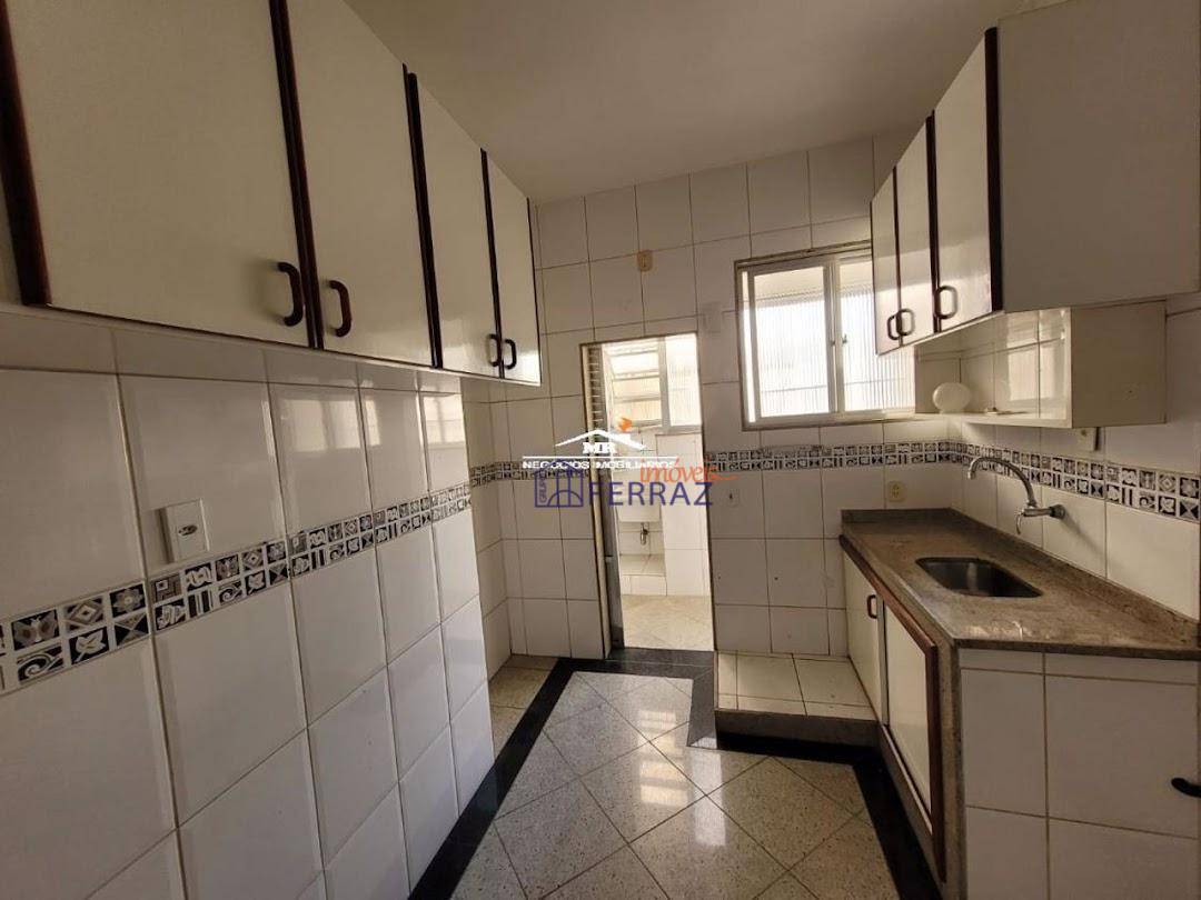 Apartamento à venda com 3 quartos, 120m² - Foto 19