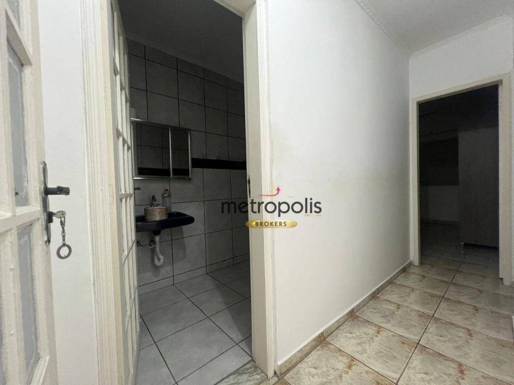 Sobrado à venda com 2 quartos, 300m² - Foto 10