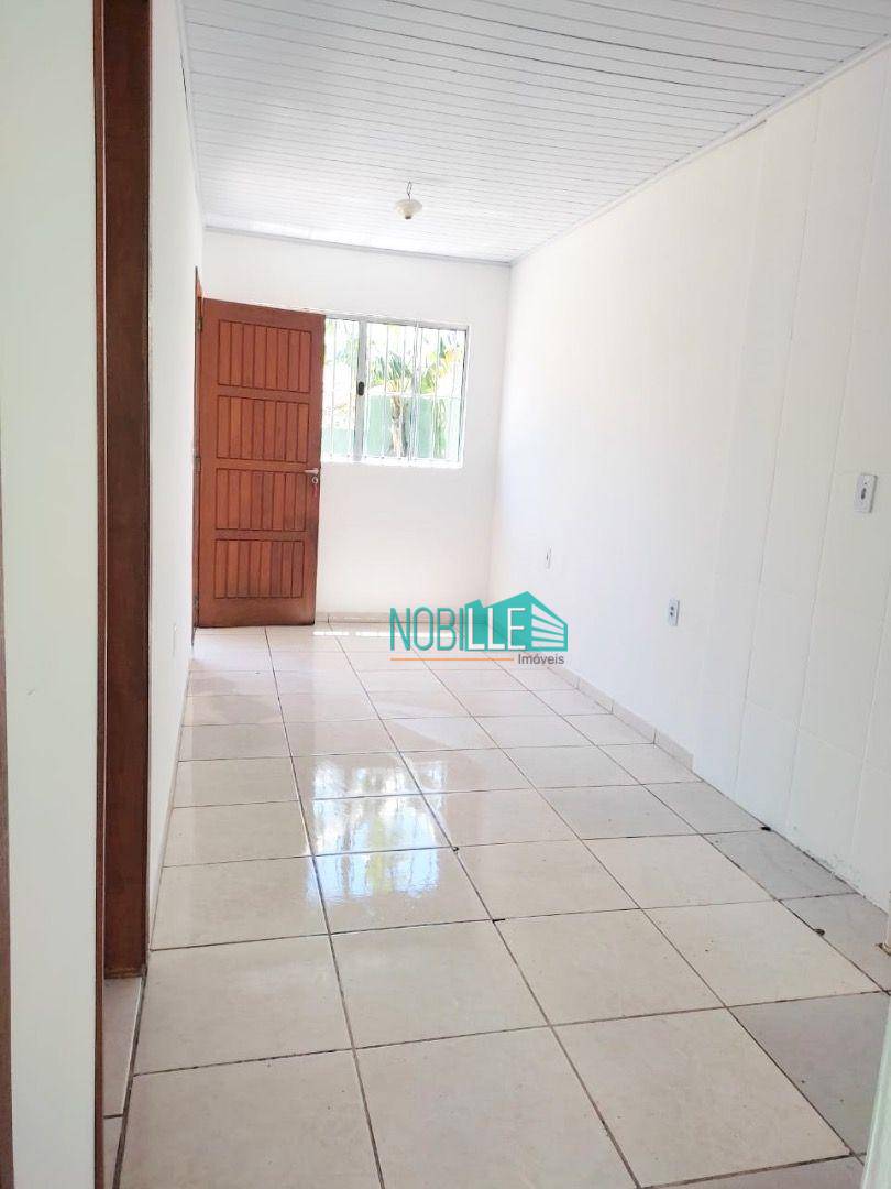 Casa à venda com 2 quartos, 45m² - Foto 11