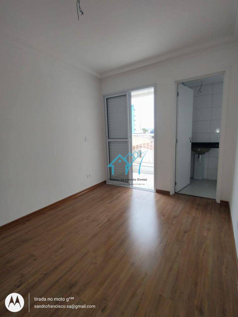 Apartamento à venda com 2 quartos, 72m² - Foto 2