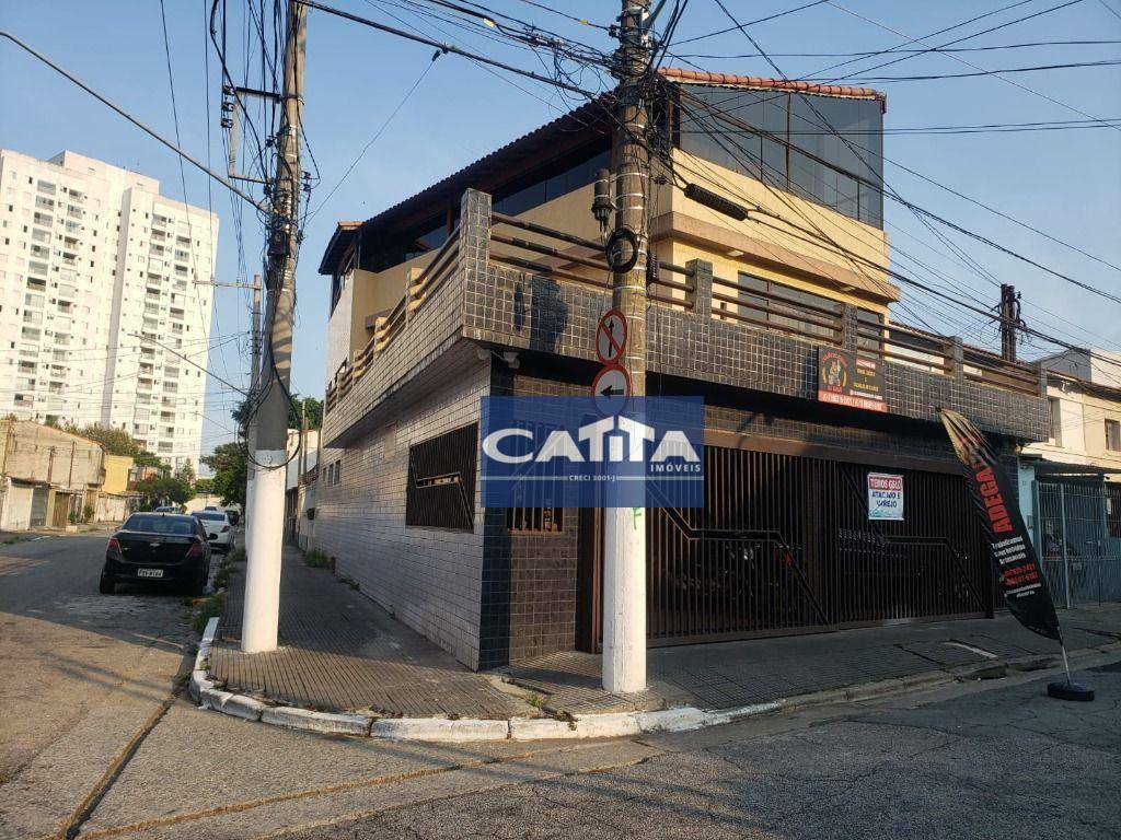 Casa à venda com 3 quartos, 300m² - Foto 1