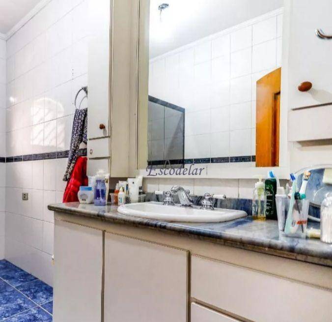 Sobrado à venda com 3 quartos, 236m² - Foto 22