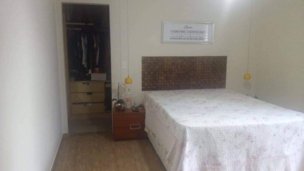 Sobrado à venda com 4 quartos, 250m² - Foto 40