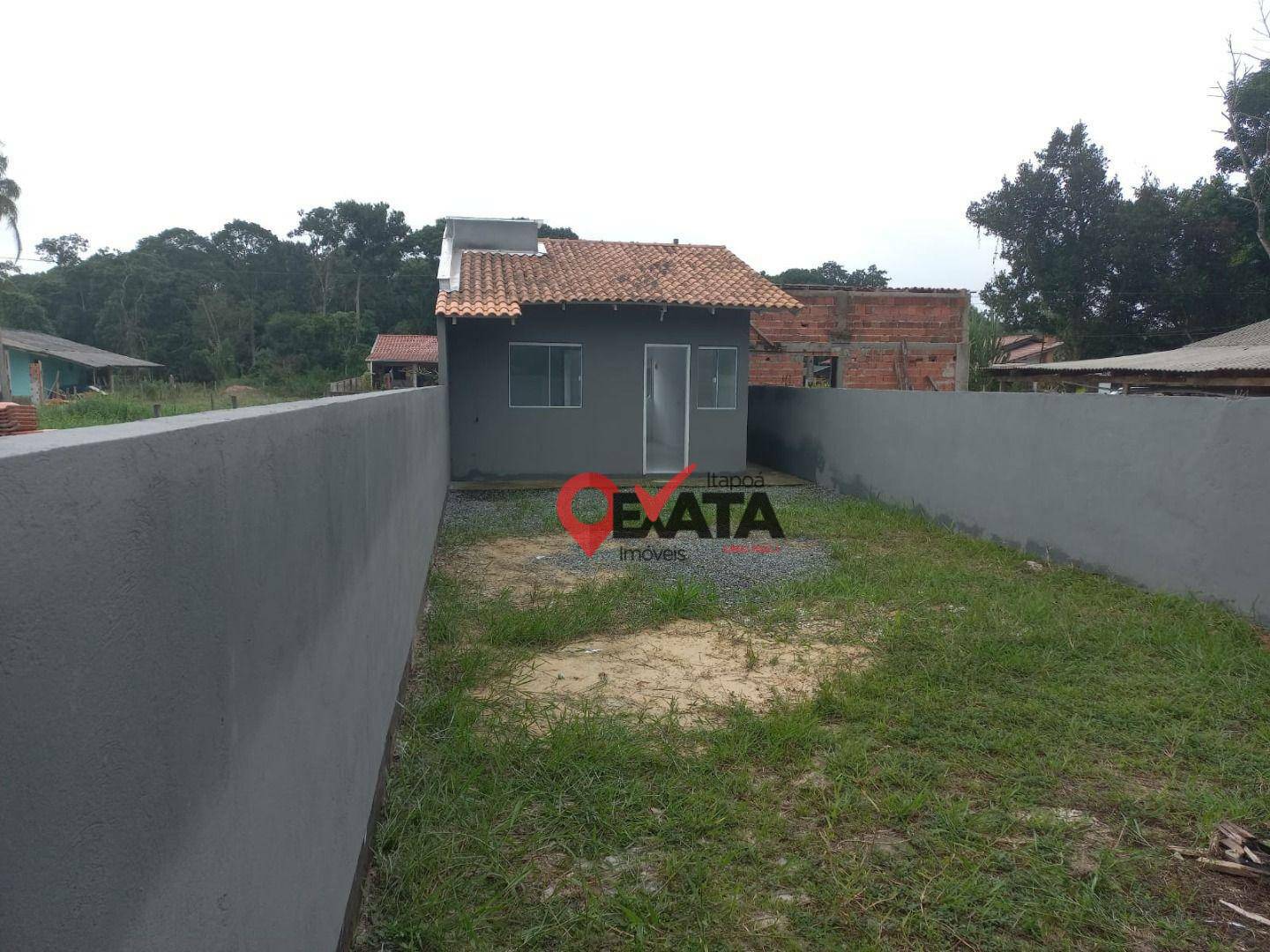 Casa à venda com 2 quartos, 40m² - Foto 4